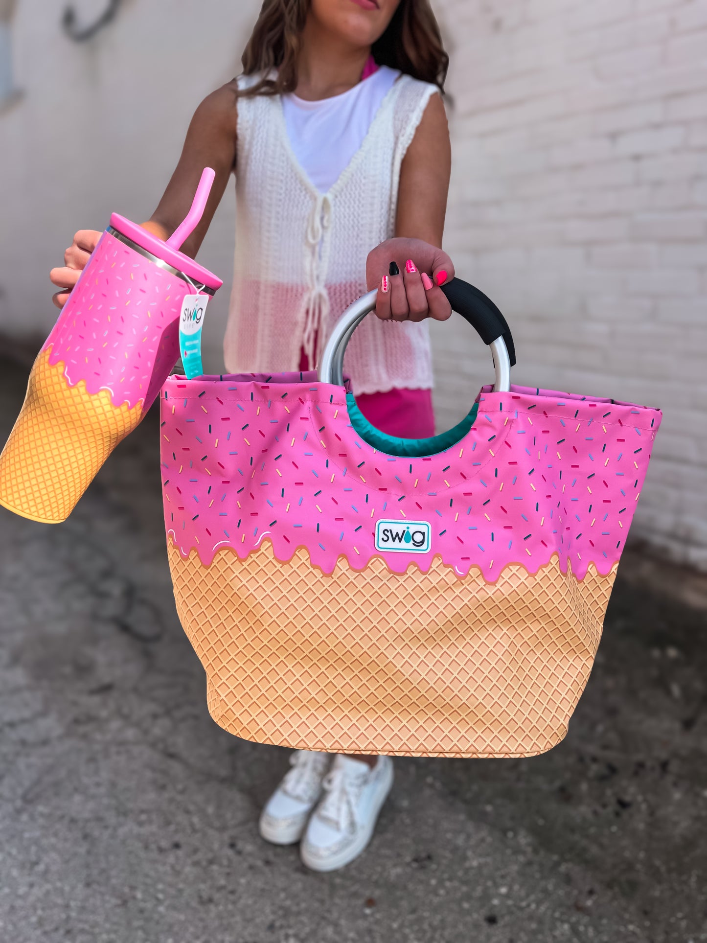 Scoop There It Is Loopi Tote Bag - Brazos Avenue Market