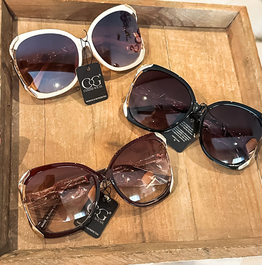 Fashion Sunglasses With Gold - Brazos Avenue Market 