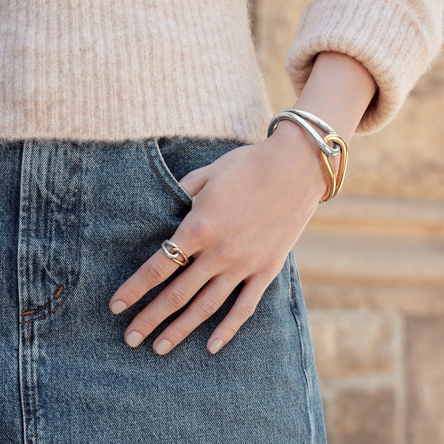 Interlok Curve Two Tone Ring - Brazos Avenue Market