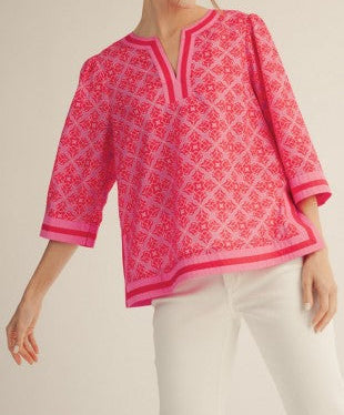 Color Contrast Detail Medallion Pattern Top - Brazos Avenue Market 