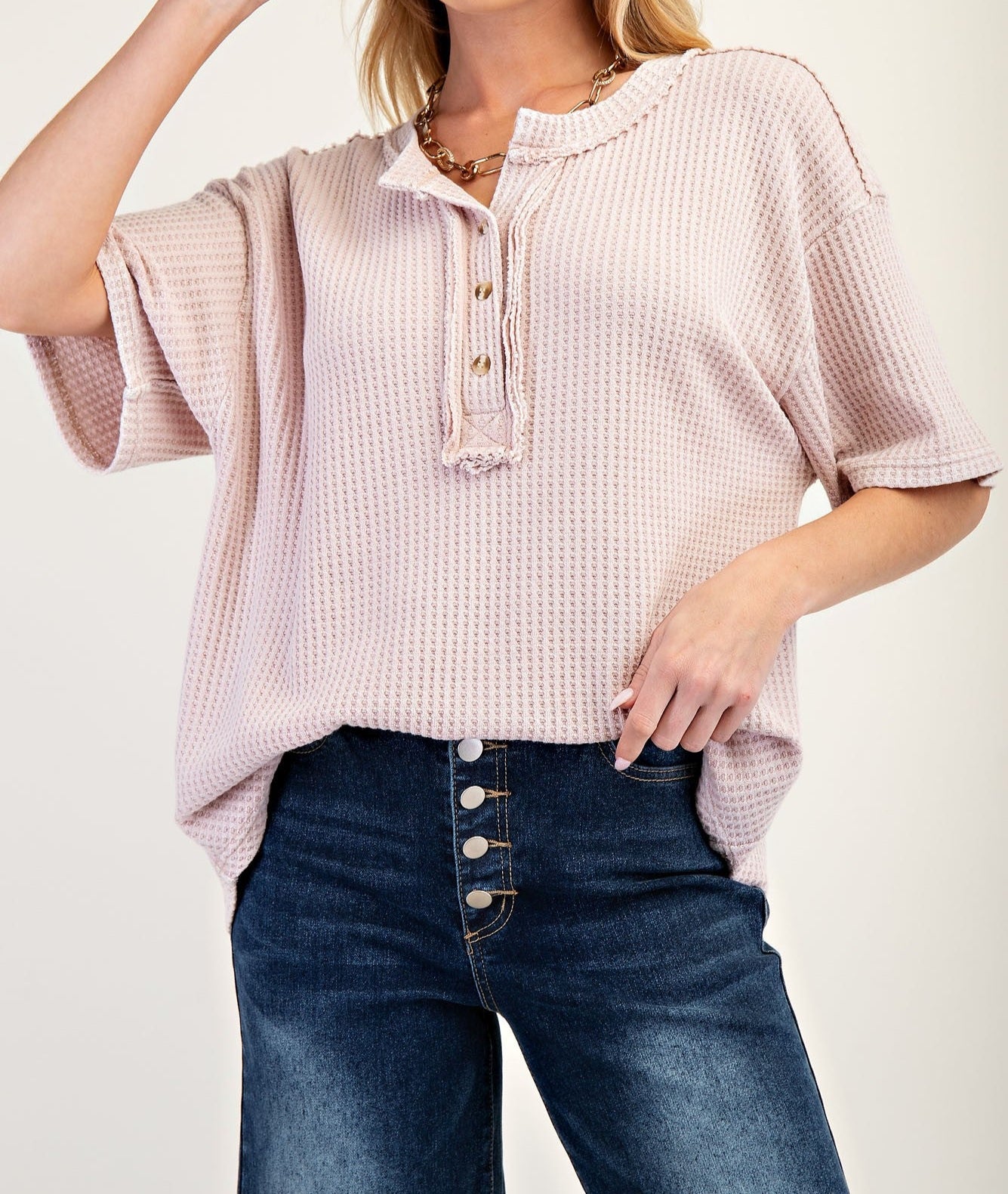 Thermal Knit Mineral Washed Top in V Rose - Brazos Avenue Market 