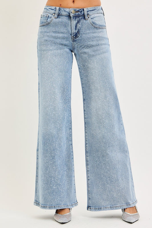 Risen Low Rise Wide Leg Jeans