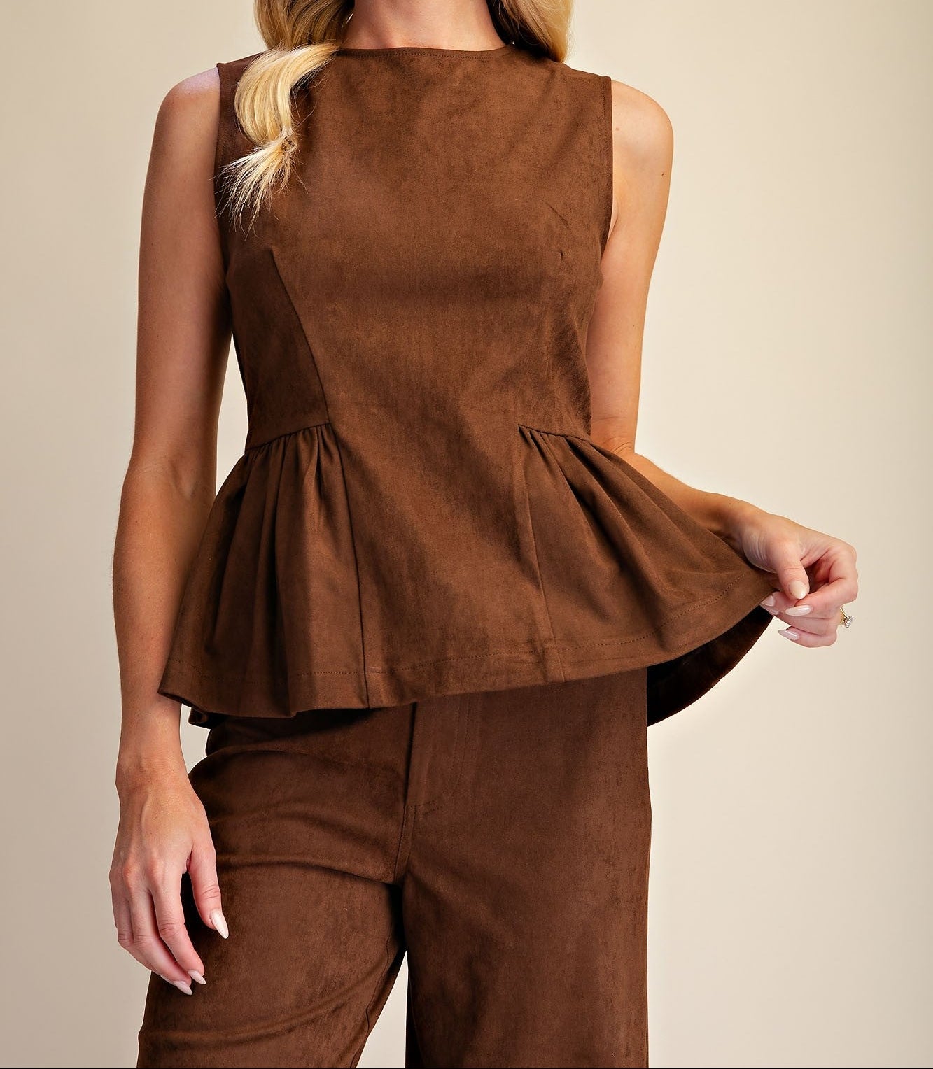 Round Neck Sleeveless Peplum Top