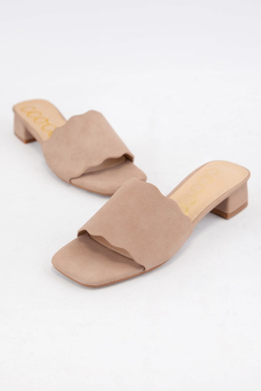 Scallop Edge Square Toe Kitten Heel Sandals