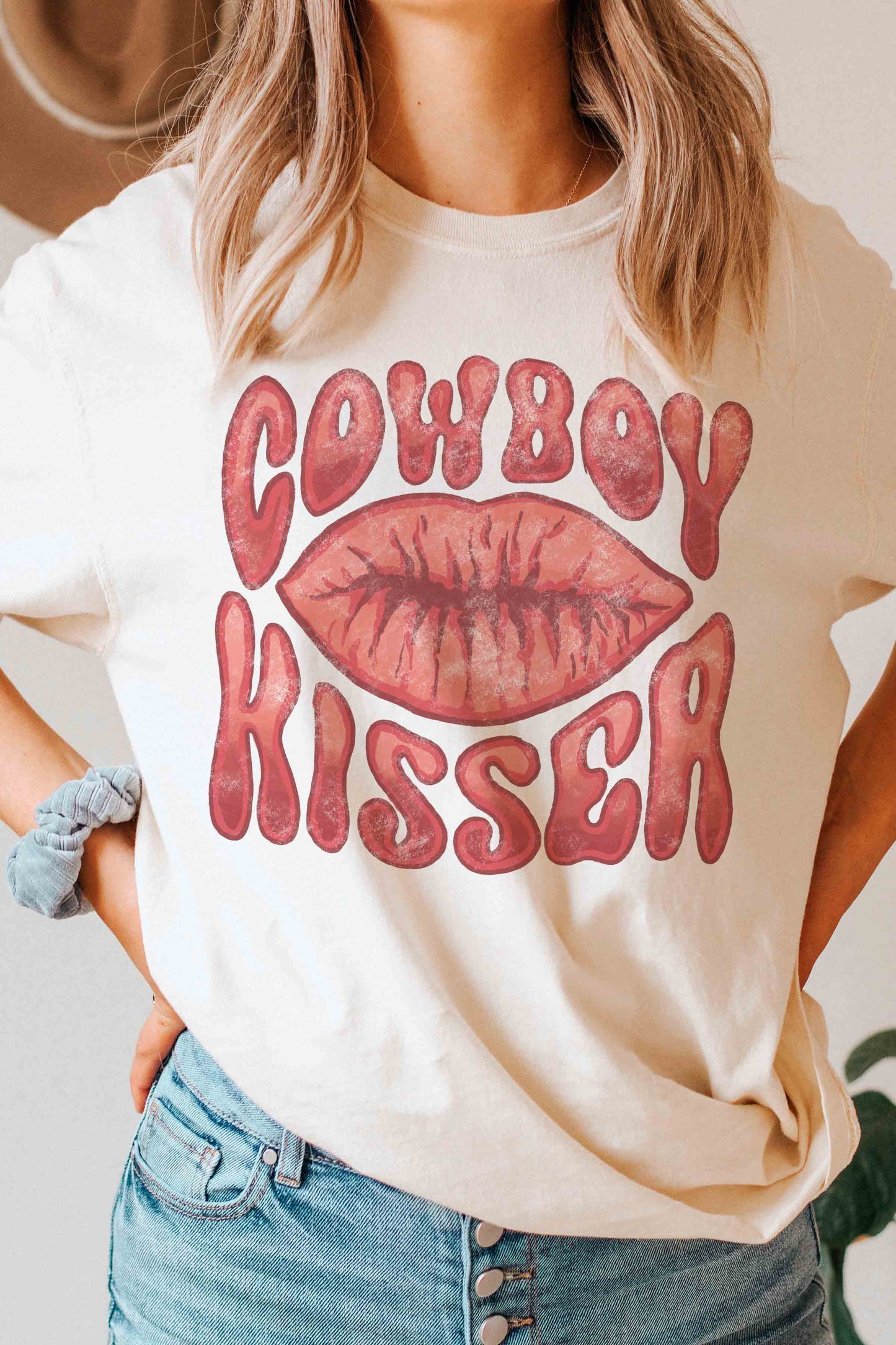 Cowboy Kisser Graphic T-Shirt - Brazos Avenue Market 