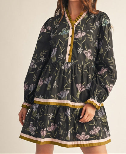 Color Contrast Detail Floral Tiered Dress