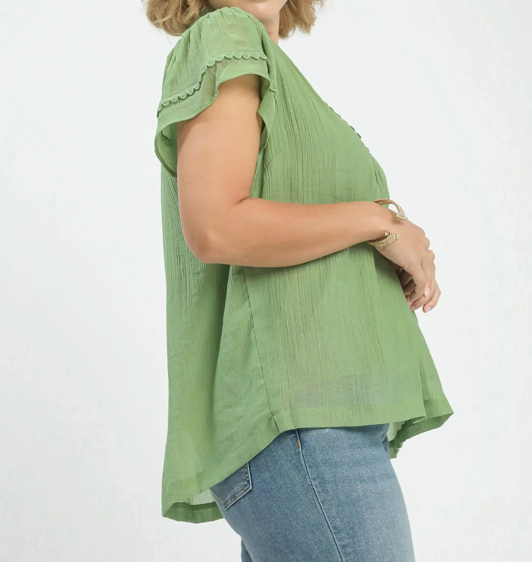 Plus Size Scalloped Trim Flutter Sleeve Top - Brazos Avenue Market 