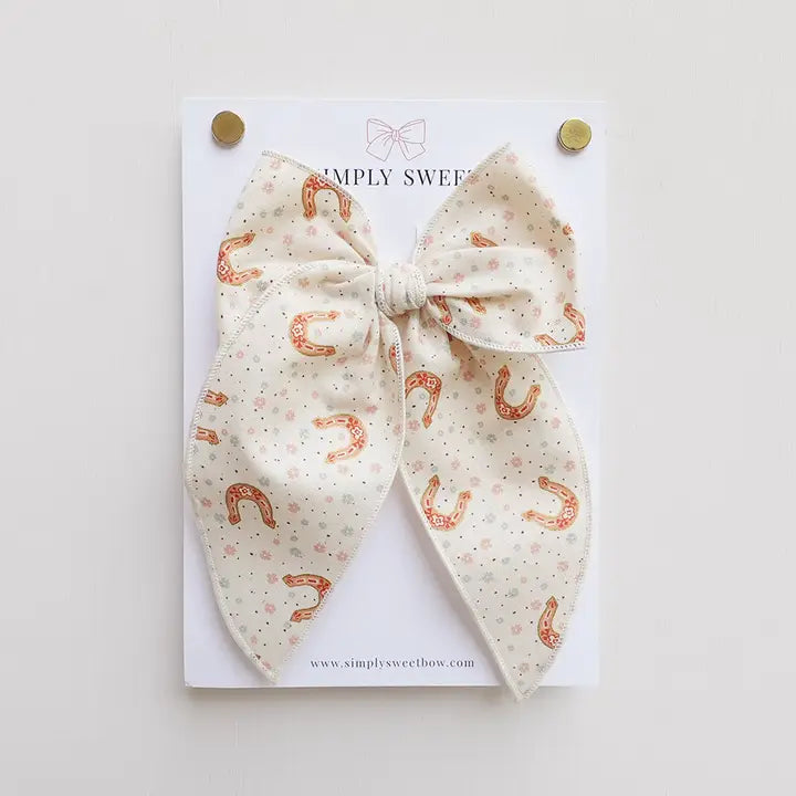 Lucky - Edged Bow - Brazos Avenue Market 