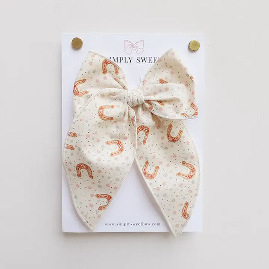 Lucky - Edged Bow - Brazos Avenue Market 