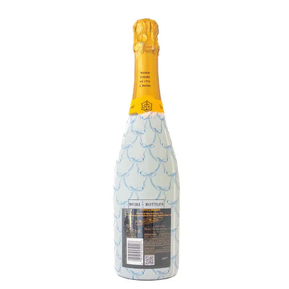 Beau Bottles Grandmillenial Blue Bows - Champagne Collection