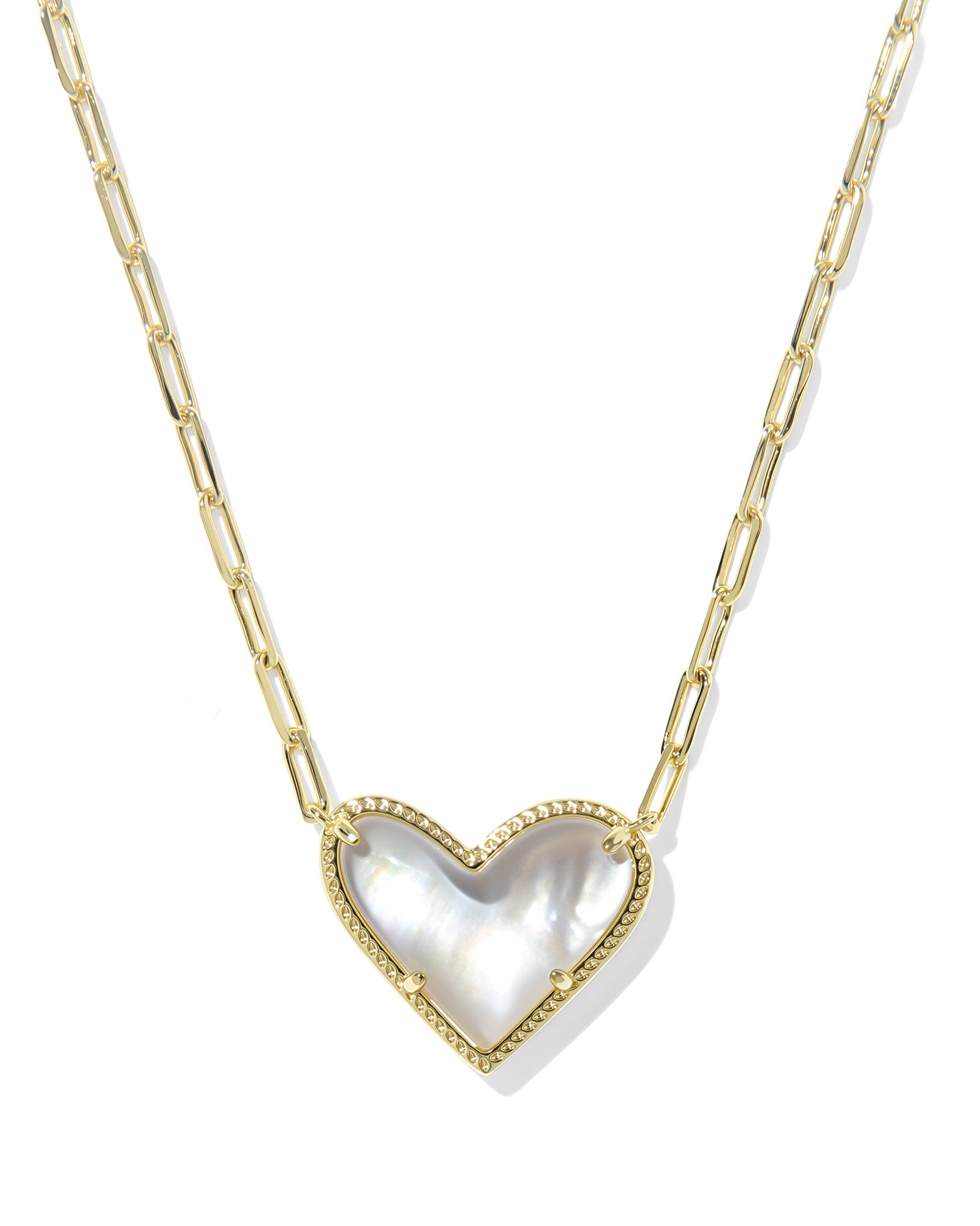Ari Heart Statement Short Pendant Necklace - Brazos Avenue Market 