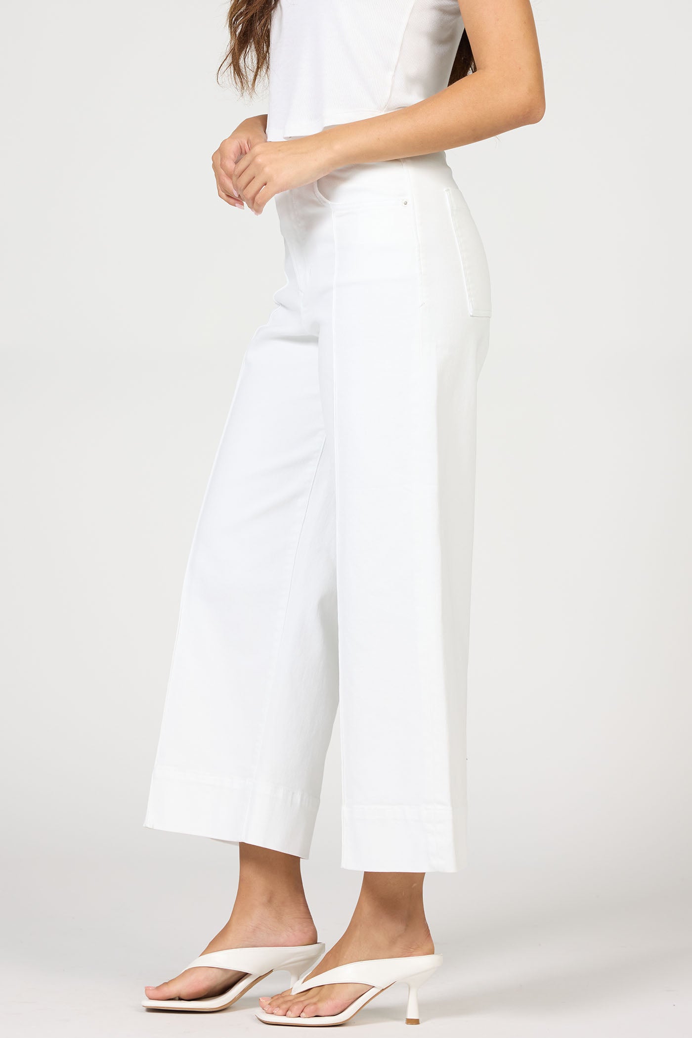 Dear John Audrey Cropped Jeans - White - Brazos Avenue Market 