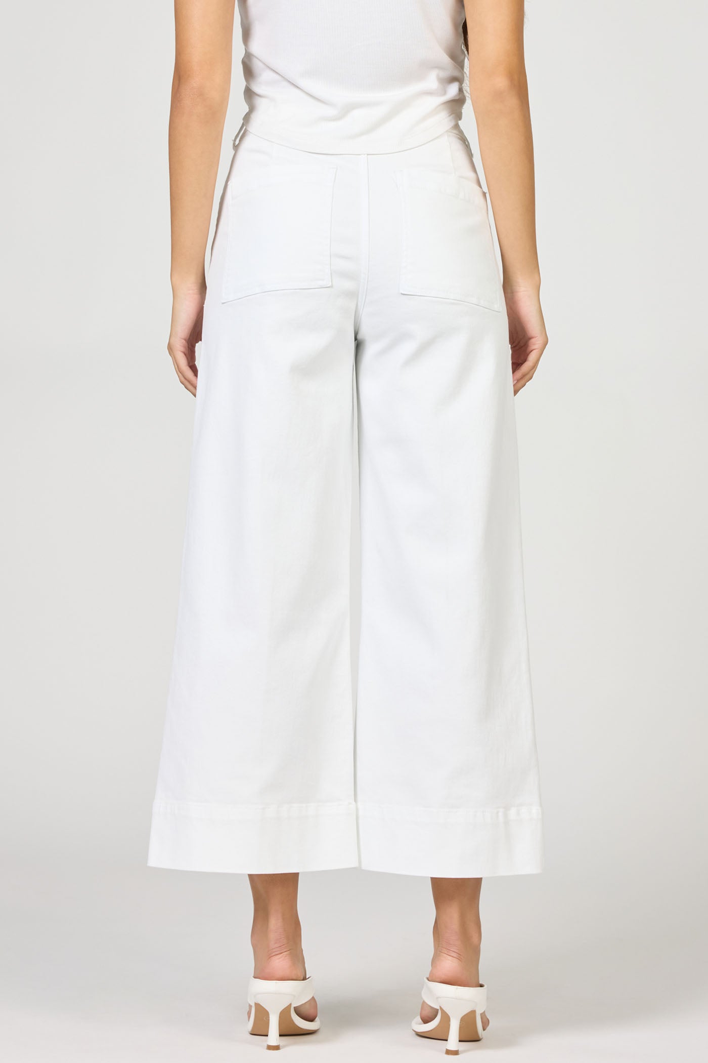 Dear John Audrey Cropped Jeans - White - Brazos Avenue Market 