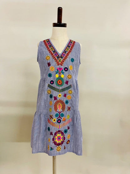 Kids Floral Embroidery Detail Sleeveless Tier Dress